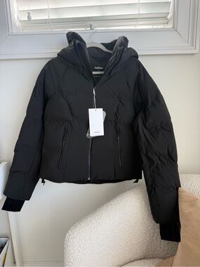 Halfdays Georgie Puffer NWT Medium Women's Black Ski Jacket *** SUMMER SALE****